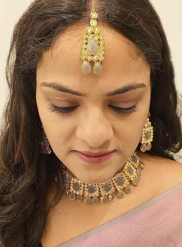 Efulgenz Kundan Set Indian Jewelry Sets for Women Bollywood Jewelry Kundan Crystal Choker Necklace Dangle Earrings Maang Tikka Head Chain Wedding Bridal Jewelry for Women in Saudi Arabia