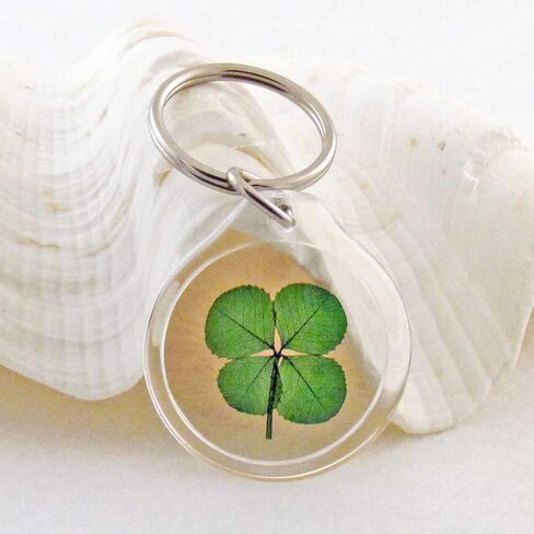 Genuine Preserved 4 Leaf Clover Good Luck Charm Keychain in Saudi Arabia
