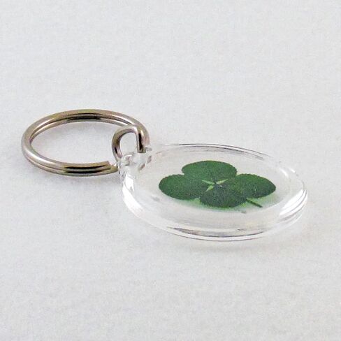 Genuine Preserved 4 Leaf Clover Good Luck Charm Keychain in Saudi Arabia