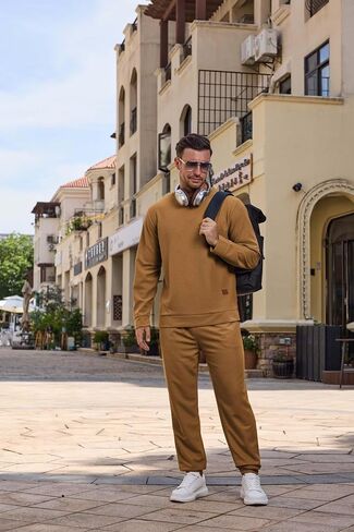 Mens Tracksuit 2 Piece Sweatsuits Sets Long Sleeve Pullover Sweatshirt and Pants Set Casual Jogging Outfits in Kuwait