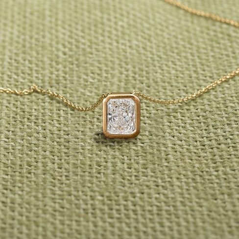 ألماس صديق 0.75 قيراط - 6 قيراط ألماس مزروع في مختبر IGI معتمد | قلادة Globe Slider Lab الماسية من الذهب الأبيض أو الأصفر أو الوردي عيار 14 أو 18 قيراط | جودة FG-VS1-VS2 in Kuwait