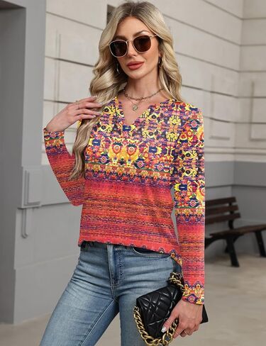 ملابس علوية نسائية بأكمام طويلة من Micoson ملابس خريفية غير رسمية موضة 2025 رقبة على شكل V ملابس كتلة الألوان تي شيرت in Kuwait