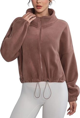 سترة نسائية قصيرة من الصوف بسحاب كامل مع جيوب وياقة واقفة وأكمام طويلة وسحاب معطف شتوي دافئ من الشيربا in Kuwait