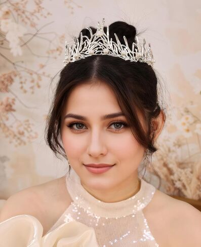 تاج كريستال للزفاف للنساء أنيق لحفلات الزفاف واللؤلؤ وحجر الراين والتاج البجعة والملكة والأميرة زي تاج ونجمة كريستال إكسسوار للرأس لحفلات أعياد الميلاد in Kuwait