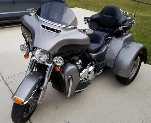 زجاج أمامي داكن اللون مقاس 10 بوصات متوافق مع موديلات Harley Davidson Street Glide/Electra Glide/Ultra Classic/Tri-Glide 1996-2013 in Saudi Arabia