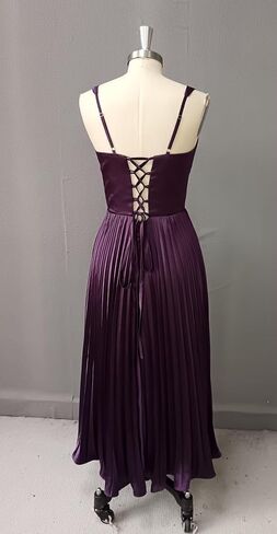 Spaghetti Strap Satin Bridesmaid Dresses Pleated V Neck A Line Formal Wedding Guest Dress in Saudi Arabia