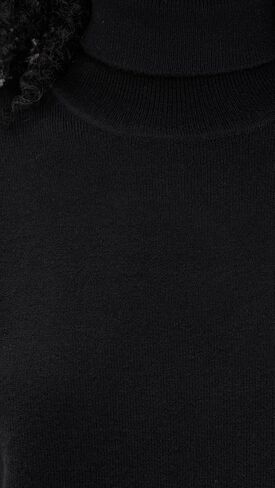 Susana Monaco Women's Oversized Turtleneck Sweater 11" in Saudi Arabia