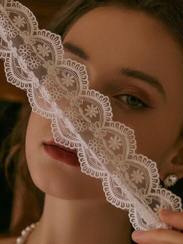Mysterious Lace Masquerade Mask Blindfold Hollowed Lace Black Eye Mask Halloween Cosplay Costume Valentine Gifts for Women (Style4) in Kuwait