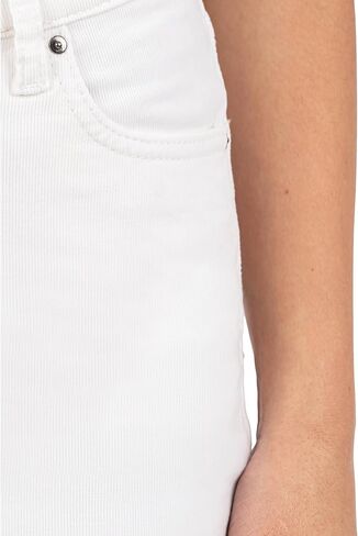 KUT من Kloth Women's Petite Karen Baby Bootcut في سروال قصير in Saudi Arabia