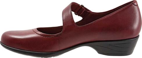 Trotters Women's Dina Loafer in Saudi Arabia