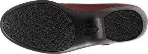 Trotters Women's Dina Loafer in Saudi Arabia