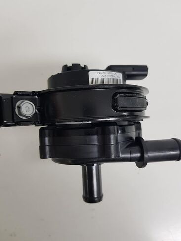 Genuine OEM 36910-3D650 Electric Water Pump / 369103D650 for Kia Optima 17-20 in Saudi Arabia