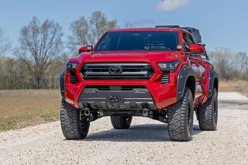 Rough Country 3.5" Lift Kit with Strut Spacers & N3 Rear Shocks for Toyota Tacoma 4WD (2024-2025) - Forged Aluminum Upper Control Arms in Saudi Arabia