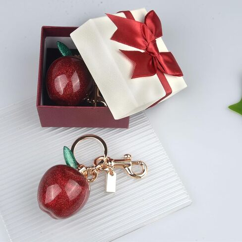 سلسلة مفاتيح لطيفة على شكل فاكهة لحقيبة المحفظة ومفتاح السيارة، وإكسسوارات ديكور للحقيبة للنساء مع صندوق هدايا أنيق للنساء in Kuwait