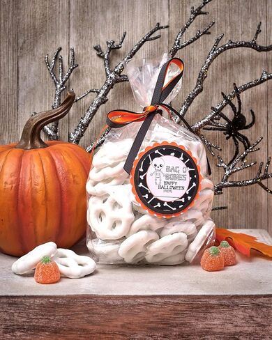 ملصقات ملصقات Bugs & Kisses Halloween Thanks You، مقاس 40 بوصة، ملصقات دائرية للحفلات من AmandaCreation، رائعة لهدايا الحفلات، وأختام الأظرف وحقائب الهدايا الجيدة in Saudi Arabia