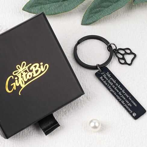 Veterinarian Gifts Keychain Men Women, Appreciation Keyring for Veterinary Assistant, Thank You Key Chain for Vet Tech in Saudi Arabia