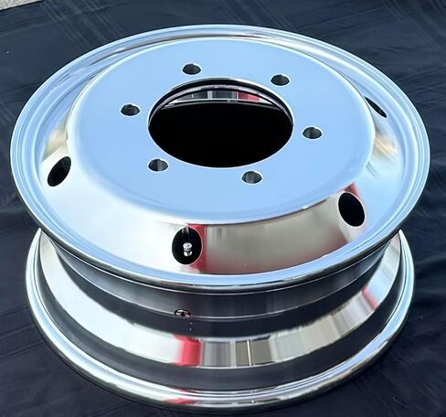 ALUMINUM WHEELS 17.5X6.00 6 Holes x 205mm PCD for Dump Truck lifted Axle, Hight polished For Steer Position, Tire size: 215/75R17.5 in Saudi Arabia