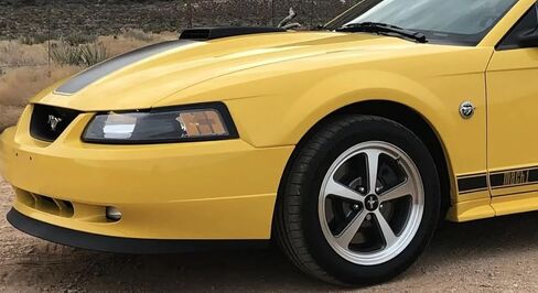 Blue Oval Industries 2.5" Tribar Running Horse Wheel Center Caps Set of 4 for Mustang 1994-2004, Black with Chrome Emblem in Saudi Arabia