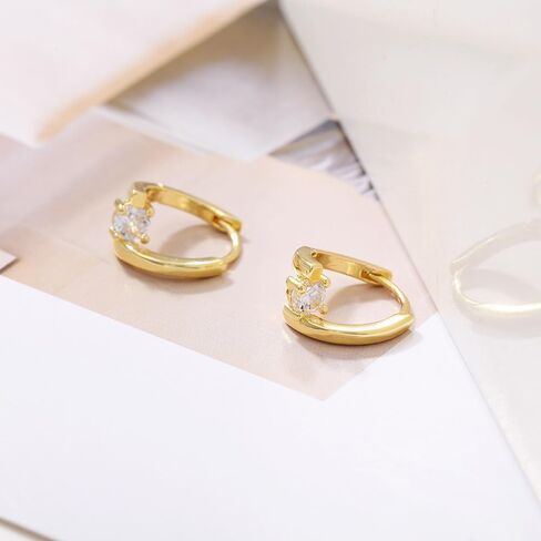 1 Pair Exquisite Diamond-Studded Earrings, 14K Gold Plated Trendy Design Hoop Earrings, Sparkling Cubic Zirconia, Eye-Catching Gemstone Center, Ideal for Any Occasion (Gold) in Saudi Arabia