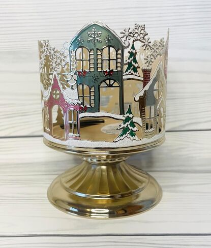 Bath and Body Works Christmas Holiday Village Scene 3-Wick Candle Holder in Saudi Arabia