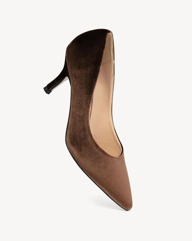 حذاء نسائي مخملي بكعب عالٍ منخفض من NEWBELLA - حذاء أنيق بلون موحد لحفلات الزفاف والحفلات والعمل اليومي in Kuwait