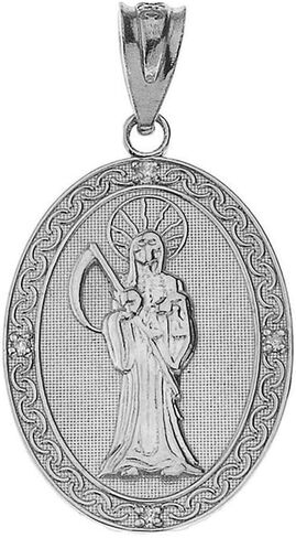 Claddagh Gold - قلادة ميدالية بيضاوية من الفضة الإسترلينية 925 مرصعة بالزركونيوم سانتا مويرتي (جريم ريبر)، 1.2 بوصة in Saudi Arabia