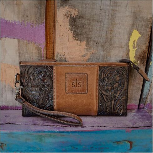 STS Ranchwear Boho Cowgirl Clutch in Saudi Arabia