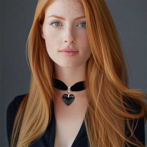 Red Heart Necklace Queen of Hearts Accessories Gothic Black Velvet Heart Choker Necklace Vintage Victorian Halloween Cosplay Party Jewelry Gift for Woman in Saudi Arabia
