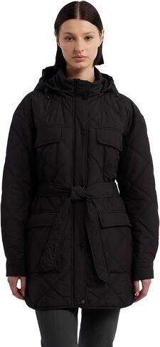 Hunter Women's Friday Semi Cire Self Packable Quilted Jacket in Saudi Arabia