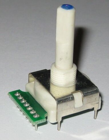 #US 2 X Rotary Switch - 6 Positions / 360 Degree Rotation - 0.1" PC Board Pin in Saudi Arabia