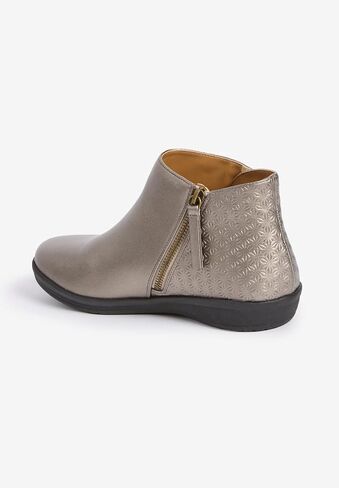 Comfortview Women's The Brinny Orthotic Shootie (Wide Widths Available) in Saudi Arabia