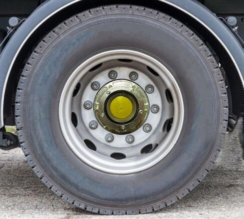 Mytee Products 6 Pack 3434009 Aluminum Trailer Hub Cap with Yellow Rubber Plugs & Gasket - 6 Holes HubCap with Side Pipe Plugs Gaskets for Trailer Axle Replaces 343-4009 19-QJ-313 342-009 8299 CHR1643 in Saudi Arabia