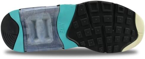 Nike Men's Low-top Sneakers in Saudi Arabia