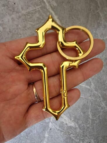 Cross Carabiner Keychain Christian Bag Charm Clips Y2K Style Key Ring for Handbags Backpack Belt Loops in Kuwait