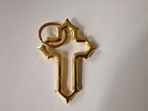 Cross Carabiner Keychain Christian Bag Charm Clips Y2K Style Key Ring for Handbags Backpack Belt Loops in Kuwait