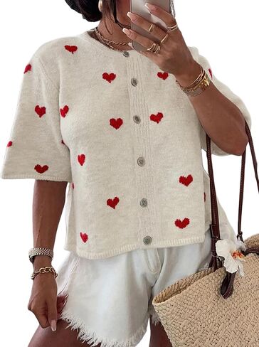 سترة صوفية نسائية خفيفة الوزن بأكمام قصيرة وأزرار سفلية من Springrain سترات تريكو لطيفة على شكل قلب in Kuwait