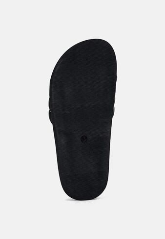 London Rag Sponge Quilted Pool Slides in Saudi Arabia
