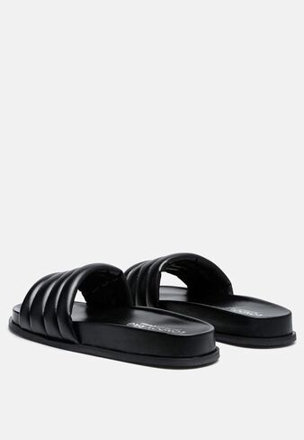 London Rag Sponge Quilted Pool Slides in Saudi Arabia