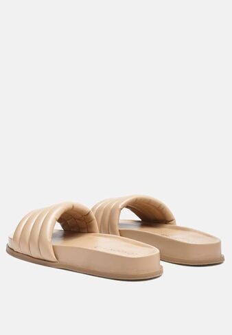 London Rag Sponge Quilted Pool Slides in Saudi Arabia