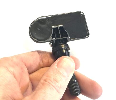 لـ 2016-2018 كاديلاك XT5 مجموعة أجهزة استشعار ضغط الإطارات الذكية TPMS المبرمجة مسبقًا in Kuwait