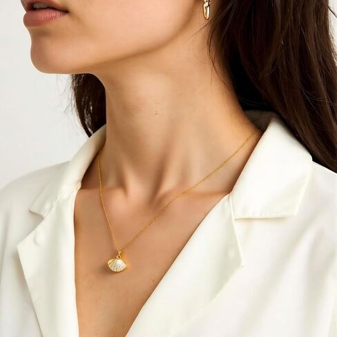 Seashell Pearl Pendant Necklace for Women, Simple Pearl Necklaces Pearl with Delicate Cubic Zirconia Setting, Fashion Summer Jewelry Gift in Saudi Arabia