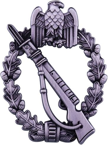 WW2 World War 2 German Infantry Assault Rifle Eagle Oak Leaf Wreath Badge Pin in Saudi Arabia