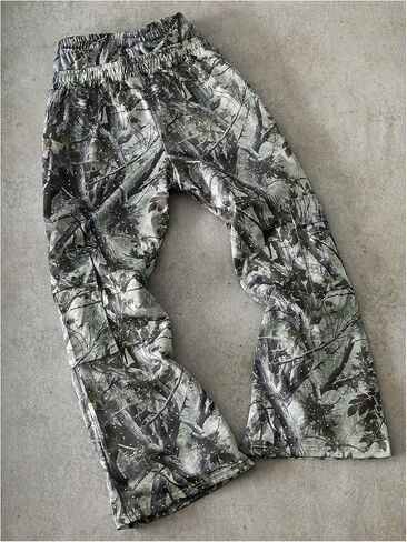 Men's Camo Flare Sweatpants Streetwear Drawstring Waist Workout Cargo Pants with Flap Pockets in Saudi Arabia