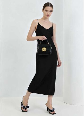 كعب فليب فلوب للنساء بكعب مربع مفتوح بأشرطة صنادل بكعب قطة أنيقة مع أشرطة قرصية بلاستيكية مريحة للانزلاق على شريحة ثونغ in Kuwait