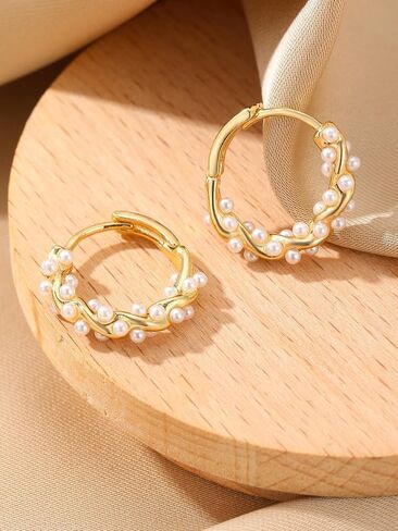 1 Pair Pearl Earrings for Women,Women's Fashion Jewelry, Chic Drop Earrings, Elegant Accessory for Parties in Saudi Arabia