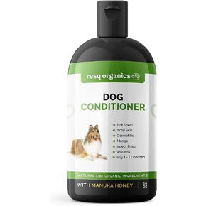 Hypoallergenic Dog Coat Conditioner- Detangles & Softens Fur, Calms Itching & Dryness, Organic Aloe Vera & Manuka Honey Soothes The Skin, Reduces Dandruff, Shedding, Scratching and More.