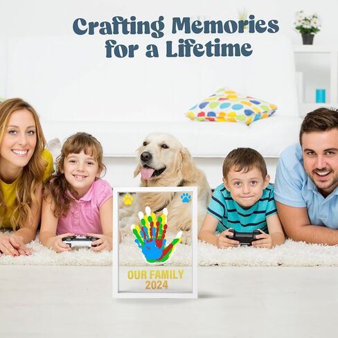 مجموعة بصمات اليد العائلية - مجموعة بصمة يد الطفل وبصمة قدمه، هدايا للآباء الجدد، أفكار هدايا عائلية، إطار خشبي تذكاري لحديثي الولادة، هدايا استحمام جديدة للأولاد والبنات، 5 دهانات غير سامة in Kuwait