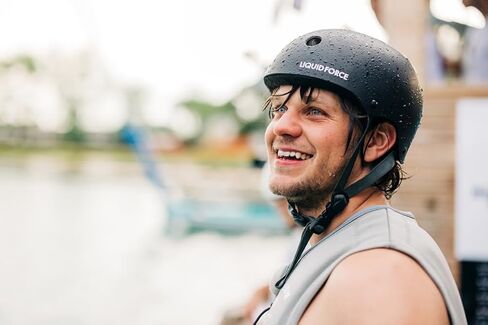 Liquid Force 2024 Hero (Black) Wakeboard Helmet-Medium in Saudi Arabia