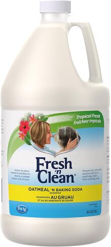 شامبو Pet-Ag Fresh 'n Clean Oatmeal 'n Baking Soda - رائحة استوائية منعشة - 32 أونصة - يغذي البشرة الجافة والحكة والحساسة مع فيتامين E والصبار - يقوي ويصلح المعاطف - خالٍ من الصابون in Kuwait