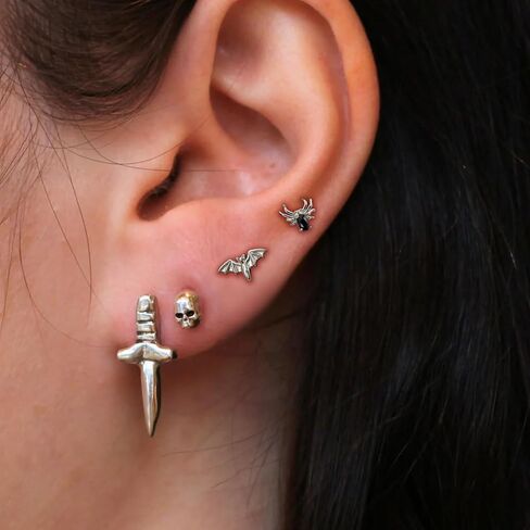 3Pcs Threadless Cartilage Earrings for Women 16G 18G Flat Back Stud 316L Stainless Steel Bat Spider Snake Halloween Helix Tragus Rook Piercing Jewelry in Saudi Arabia